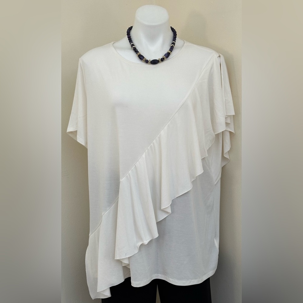 TIME & TRU Cream Sheer Rayon Asymmetrical Front Ruffle Blouse Sz XXL 22 - Picture 4 of 11